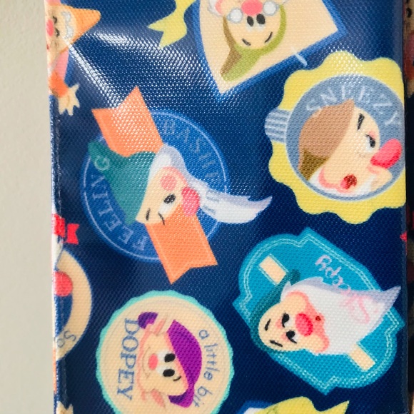 Seven Dwarves Lunch Bag Tote - Picture 2 of 6